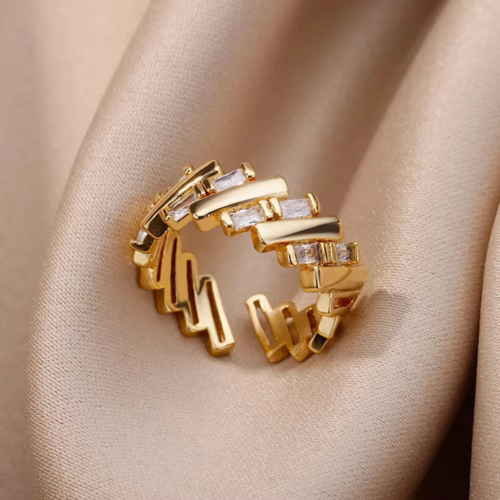 Solenne Gold Ring